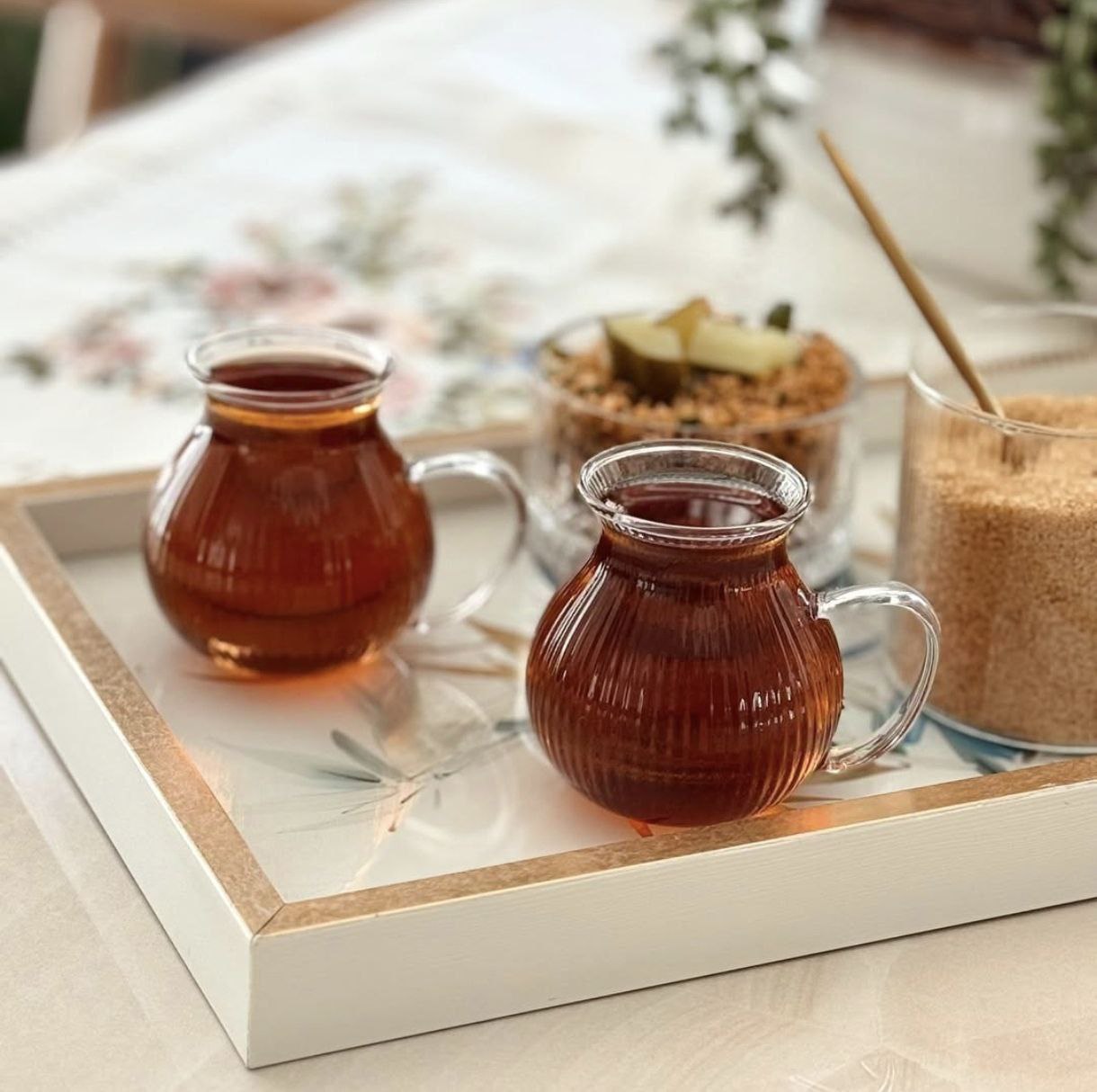 فنجان پیرکس کمر باریک