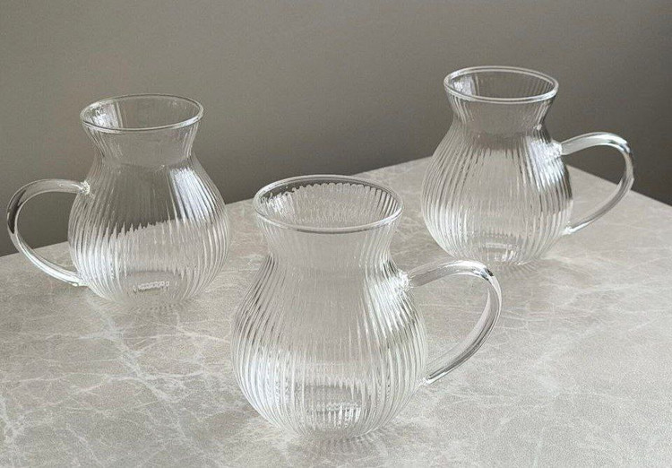 فنجان پیرکس کمرباریک