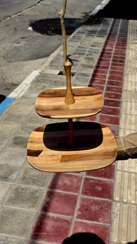 شیرینی خوری چهارگوش